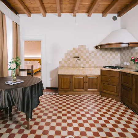 Inn Bacco D'oro Wine & Relais Mezzane di Sotto