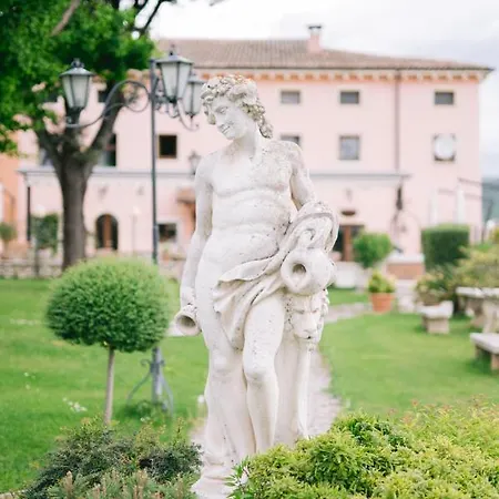Inn Bacco D'oro Wine & Relais 4*