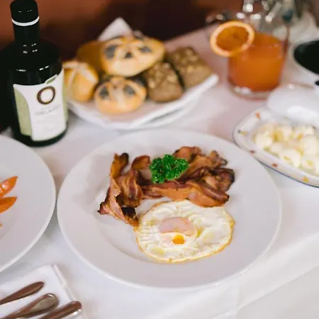 Inn Bacco D'oro Wine & Relais 4*